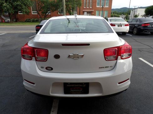 Used 2015 Chevrolet Malibu LT w/ Power Convenience Package image 4