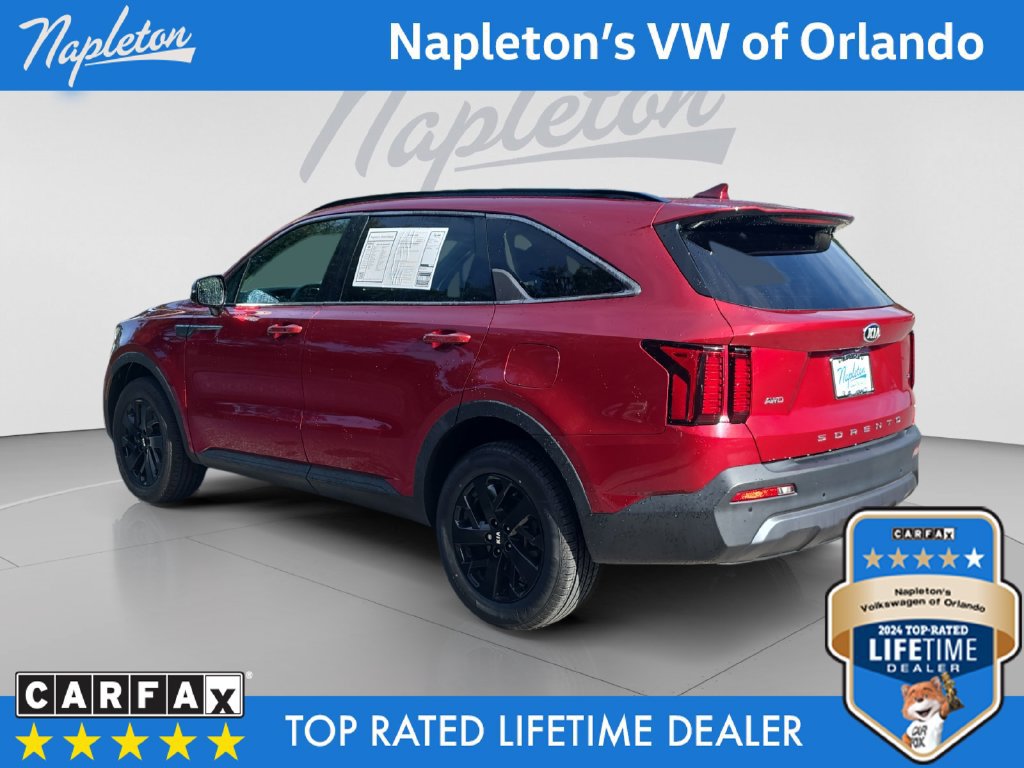 Used 2021 Kia Sorento S w/ Panoramic Sunroof Package AWD/4WD image 3