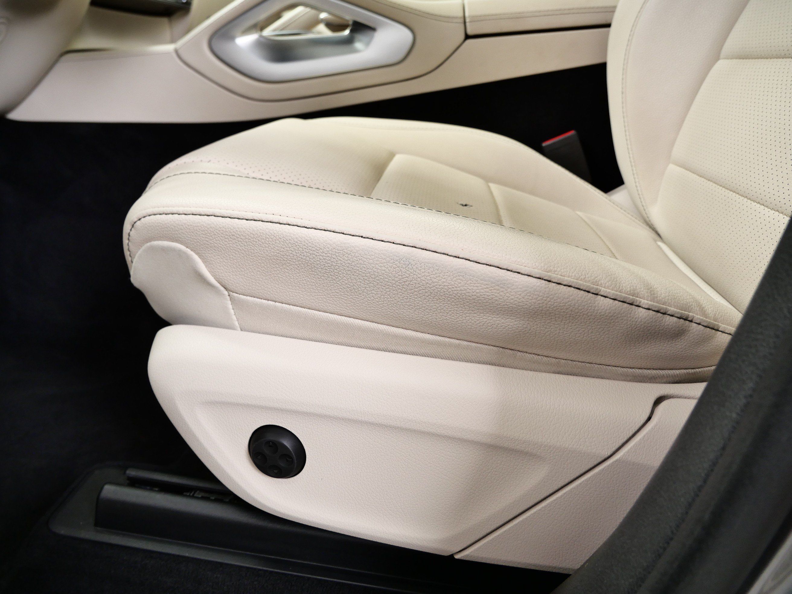 Certified 2023 Mercedes-Benz GLE 350 4MATIC image 18