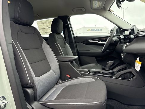 New 2026 Chevrolet TrailBlazer LS image 25