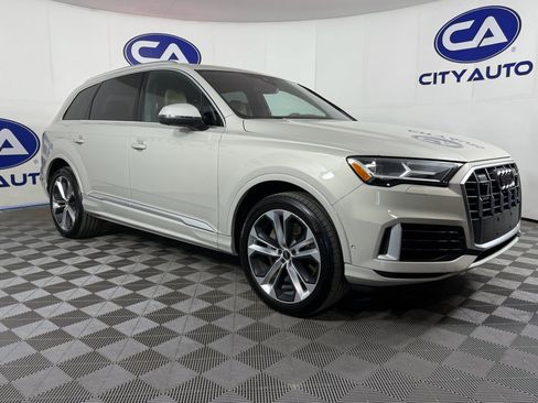 Used 2022 Audi Q7 Premium Plus image 1