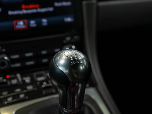 Used 2018 Porsche 718 Cayman RWD image 93