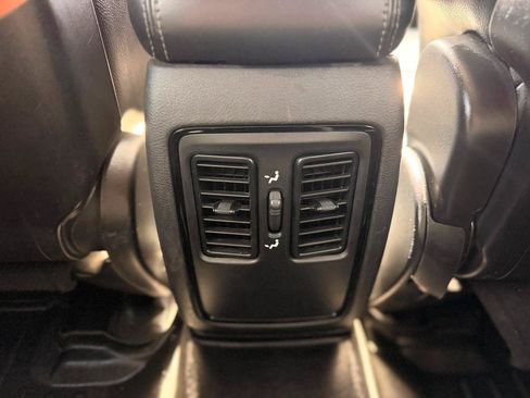 Used 2021 Dodge Durango SXT w/ 3rd Row Seating Group RWD image 26