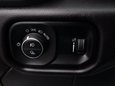 Used 2024 RAM 2500 Big Horn w/ Off Road Package image 17