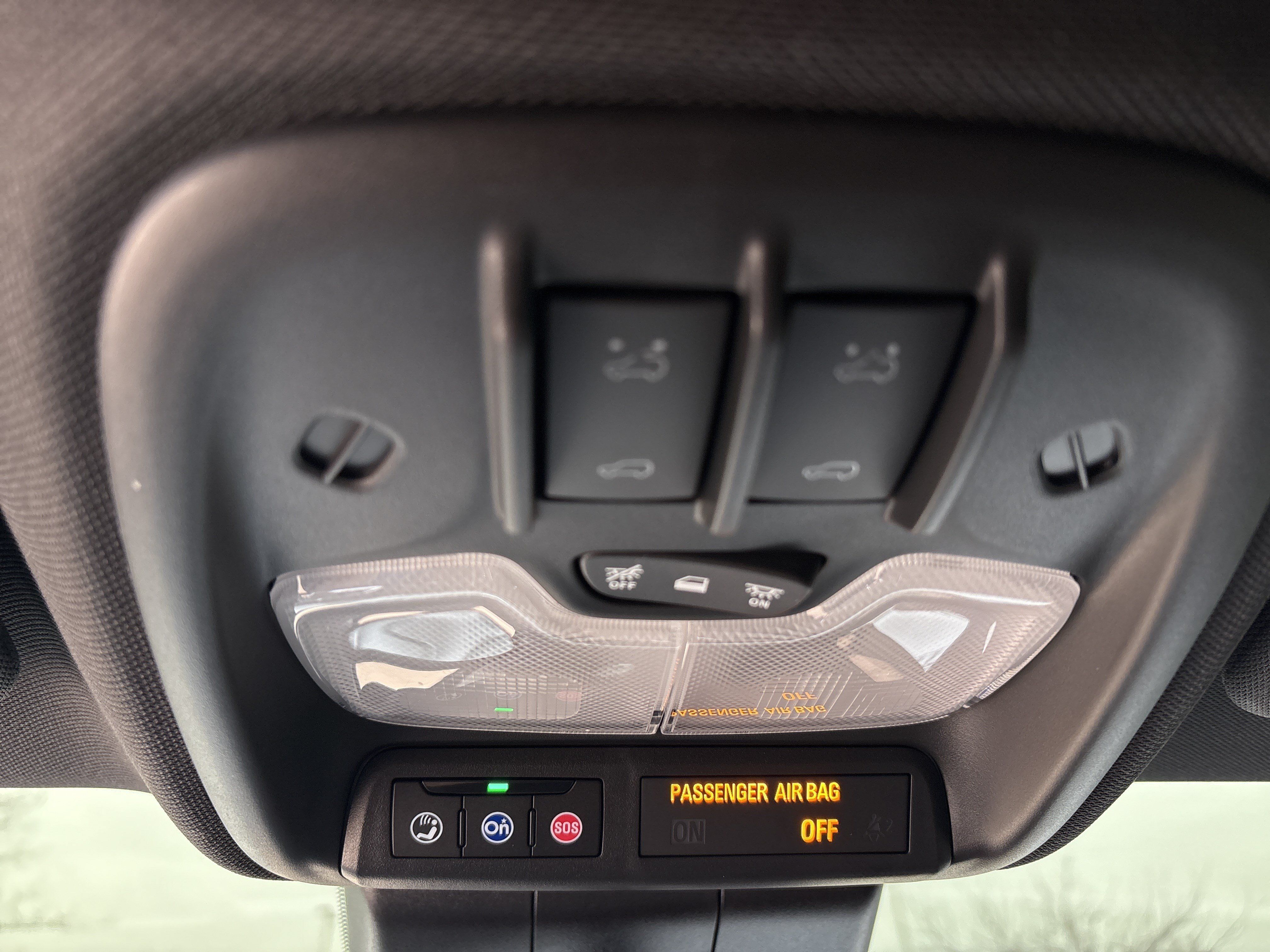 Used 2026 Chevrolet Colorado ZR2 w/ Technology Package AWD/4WD image 24
