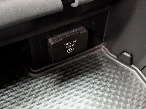 Used 2019 RAM 1500 Limited AWD/4WD image 31