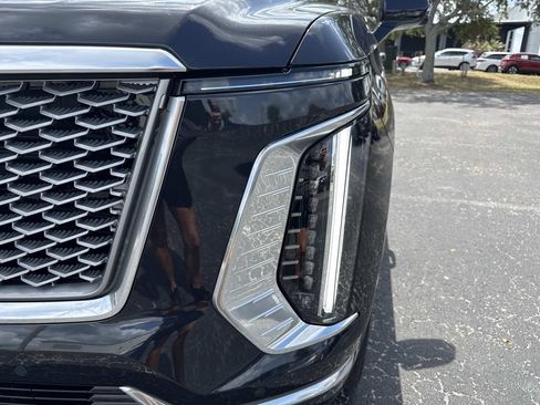 New 2026 Cadillac Escalade Platinum Luxury w/ LPO, Radiant Package AWD/4WD image 9