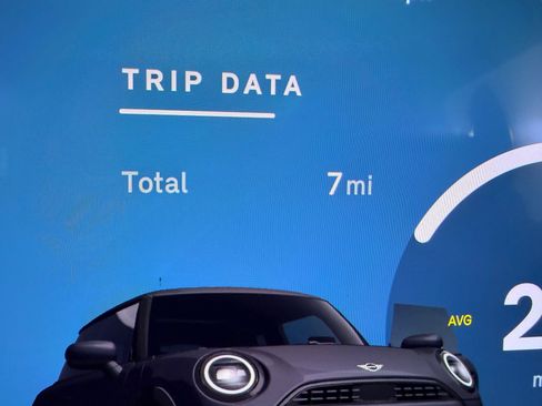 New 2026 MINI Cooper 2-Door Hardtop FWD image 22