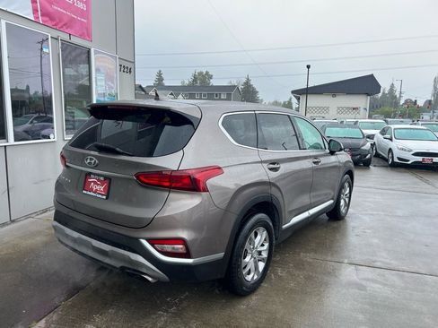 Used 2019 Hyundai Santa Fe SEL FWD image 7