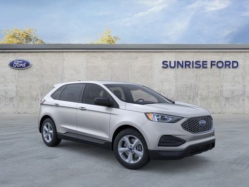New 2024 Ford Edge SE image 7