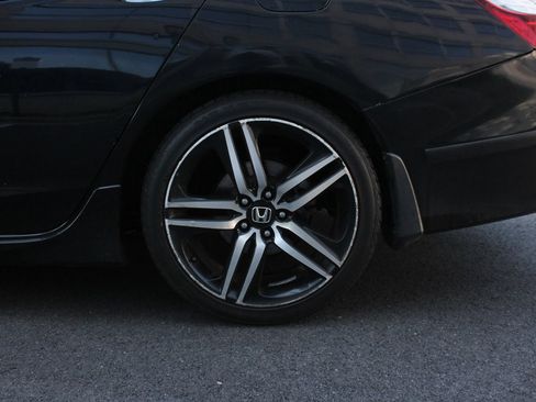 Used 2017 Honda Accord Sport Special Edition image 10