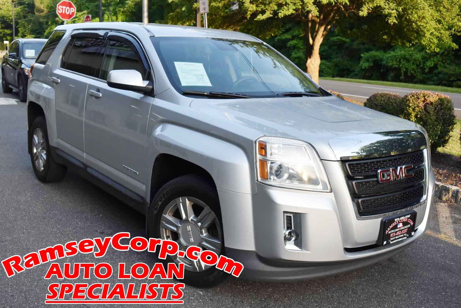 Used 2015 GMC Terrain SLE w/ LPO, Protection Package FWD image 1