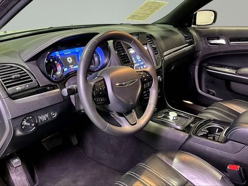 Used 2023 Chrysler 300 S image 16