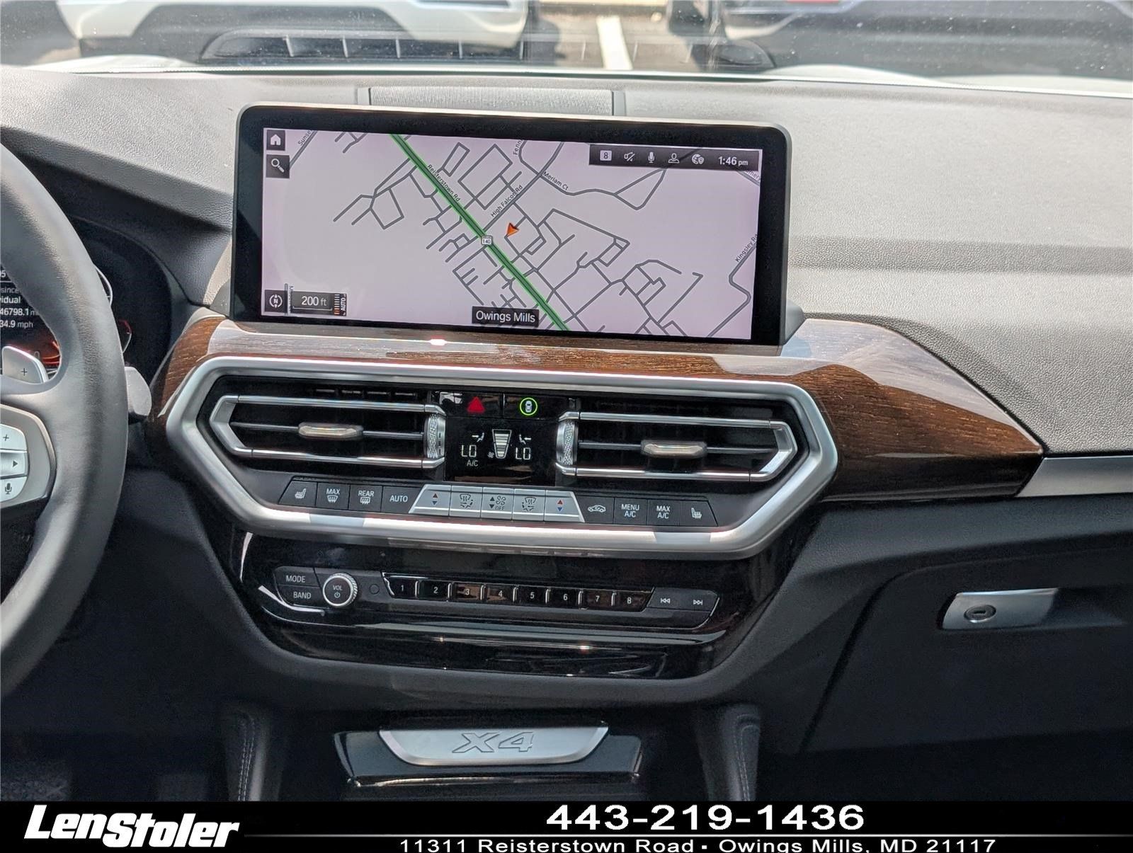 Used 2024 BMW X4 xDrive30i w/ Parking Assistance Package AWD/4WD image 18