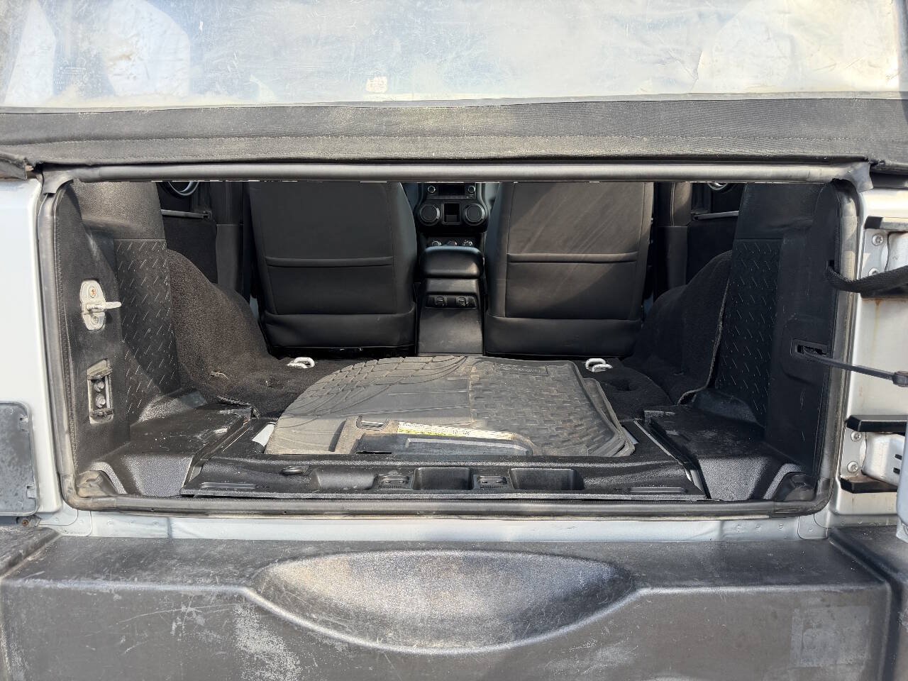 Used 2012 Jeep Wrangler Sport AWD/4WD image 13