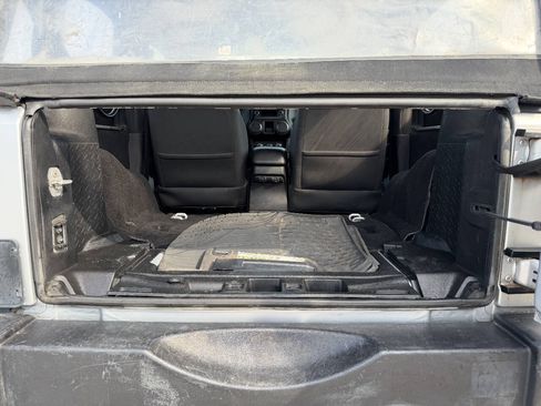 Used 2012 Jeep Wrangler Sport AWD/4WD image 13