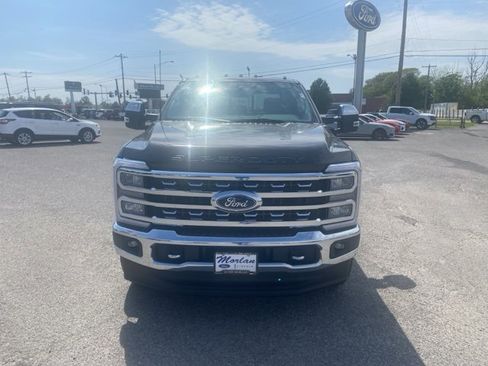 Used 2024 Ford F250 Lariat w/ Chrome Package image 9