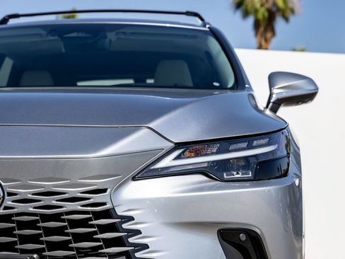 Used 2025 Lexus RX 350 Premium Plus w/ Convenience Package FWD image 5