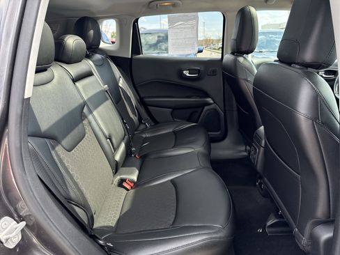Used 2021 Jeep Compass Latitude w/ Sun and Sound Group image 15