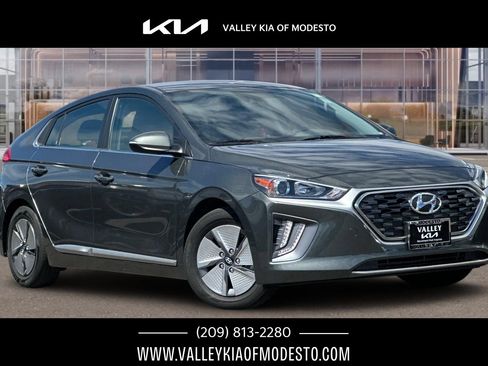 Used 2022 Hyundai Ioniq SE FWD image 1
