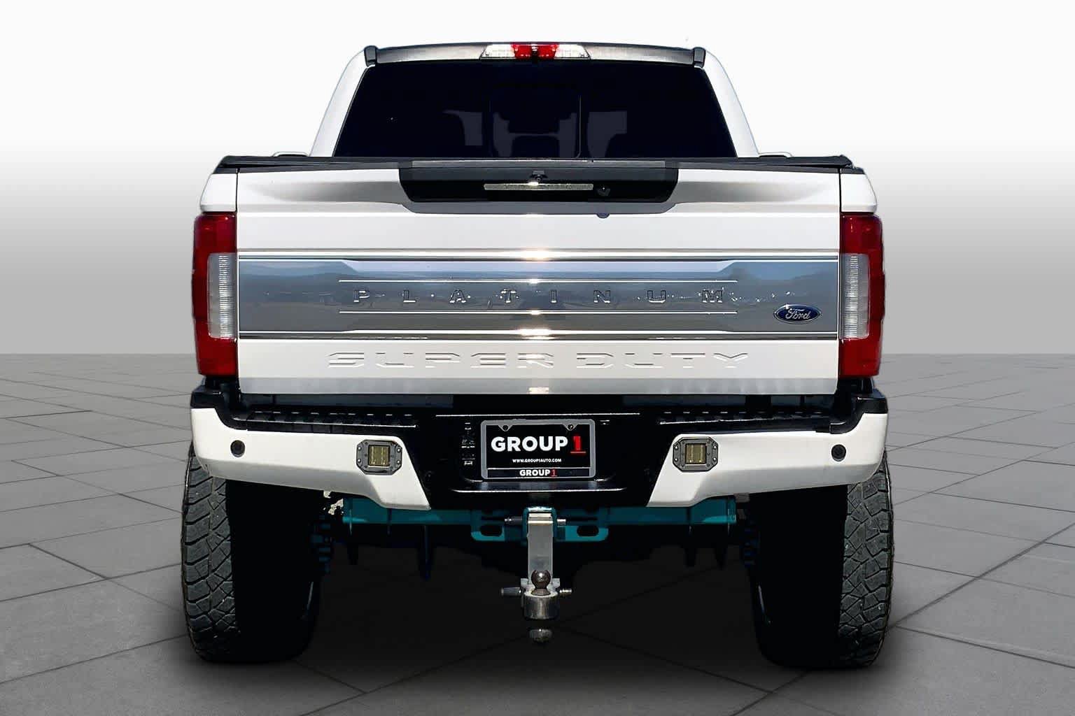 Used 2018 Ford F250 Platinum w/ Platinum Ultimate Package AWD/4WD image 5