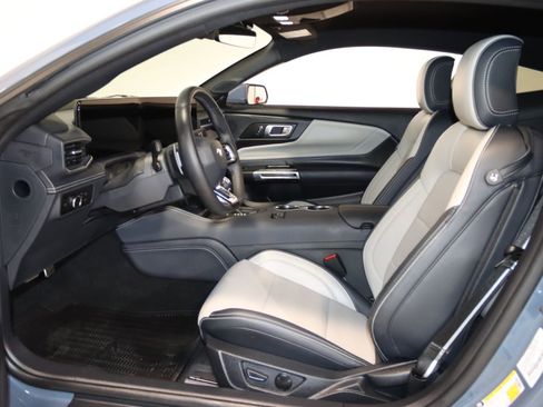 Used 2024 Ford Mustang GT Premium image 39