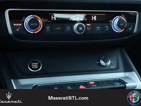 Used 2022 Audi Q3 2.0T Premium image 18