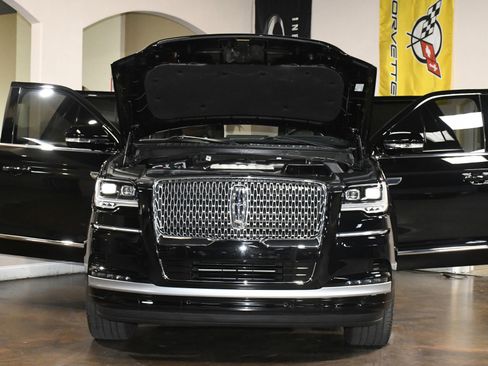 Used 2023 Lincoln Navigator Reserve image 87