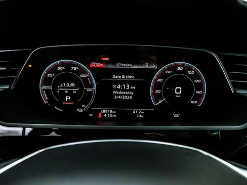 Used 2022 Audi e-tron Premium w/ Convenience Plus Package image 19