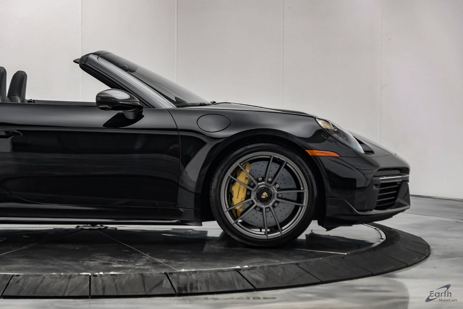 Used 2025 Porsche 911 Turbo S w/ Exterior Sport Package AWD/4WD image 29