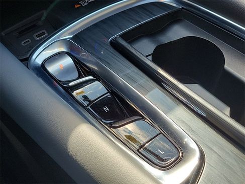 Used 2023 Buick Enclave Essence w/ Experience Buick Package image 31