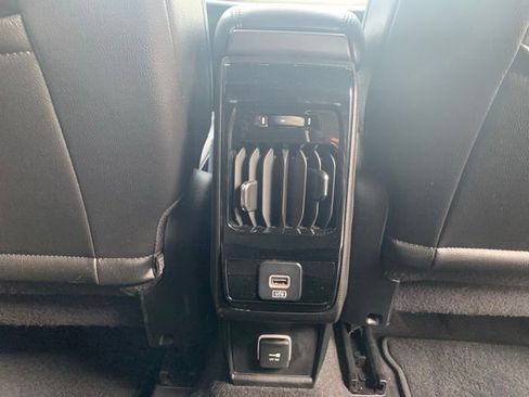 Used 2024 Jeep Compass Latitude image 27