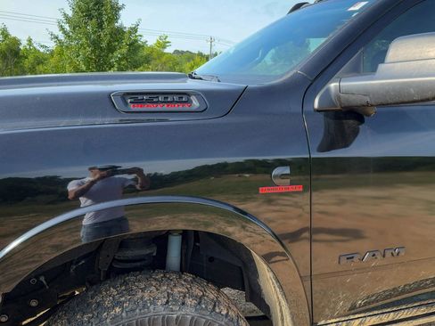 Used 2022 RAM 2500 Limited AWD/4WD image 3