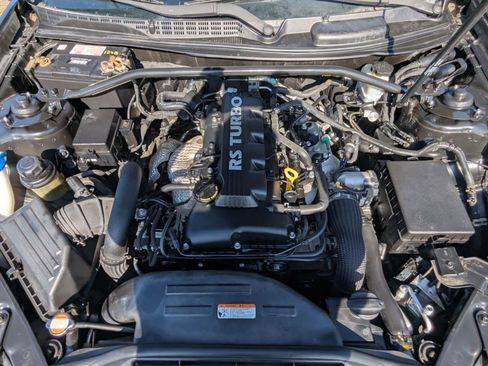 Used 2012 Hyundai Genesis 2.0T RWD image 22