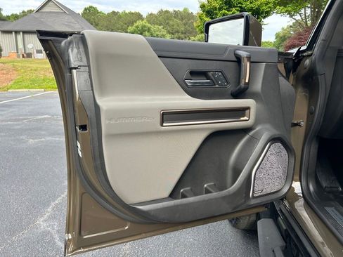 Used 2024 GMC Hummer EV 3X AWD/4WD image 59