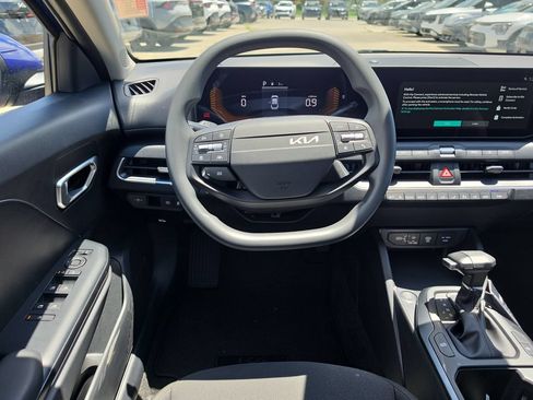 New 2026 Kia K4 FWD image 13