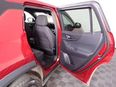 Used 2026 Chevrolet Equinox LT image 30