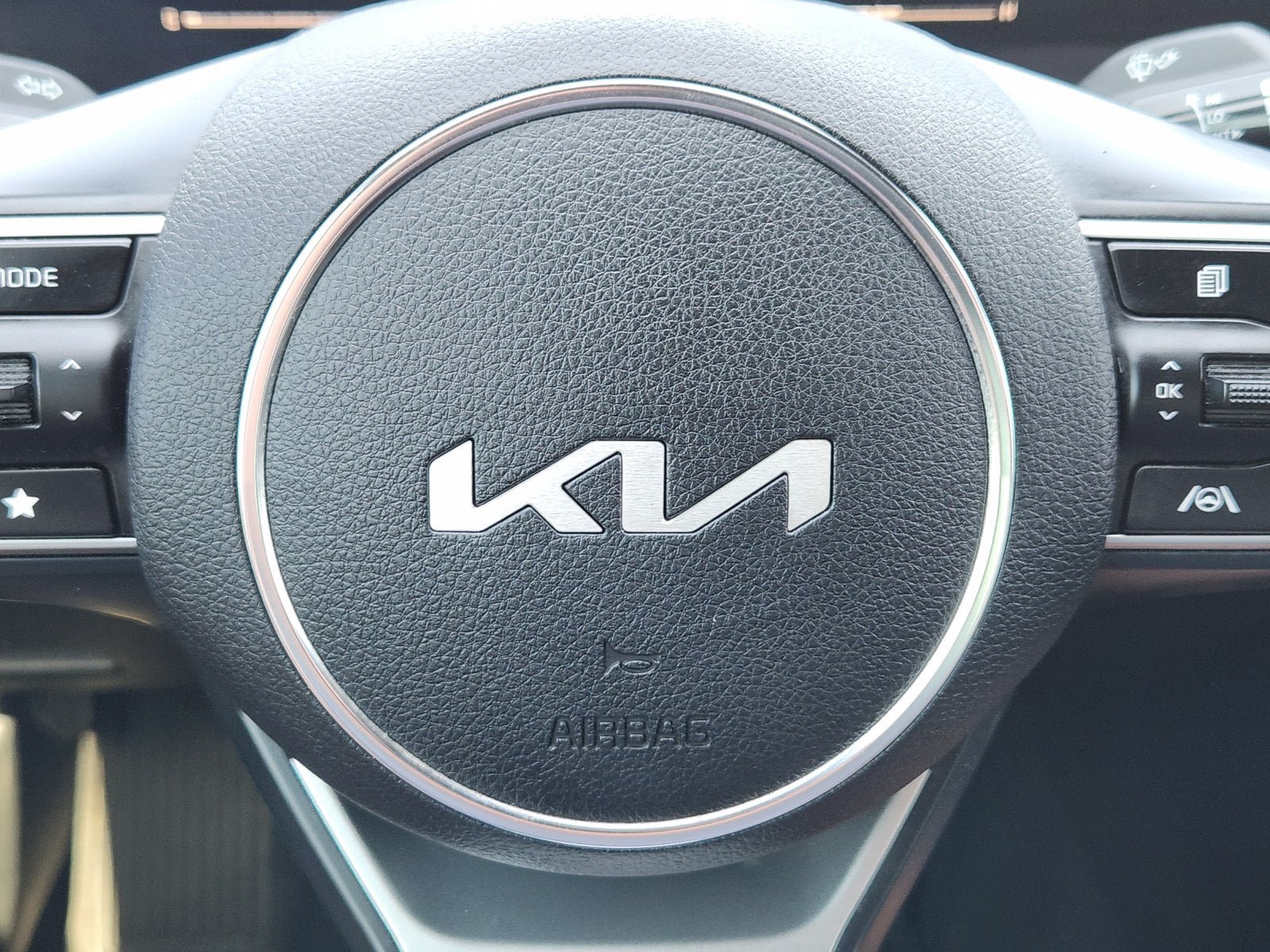 Used 2025 Kia K5 GT-Line w/ GT-Line Premium Package FWD image 38