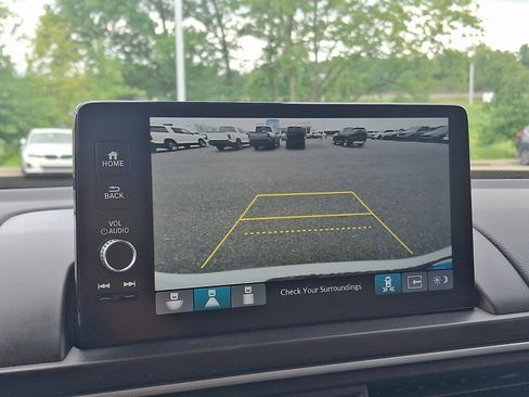 Used 2025 Honda Pilot EX-L image 18
