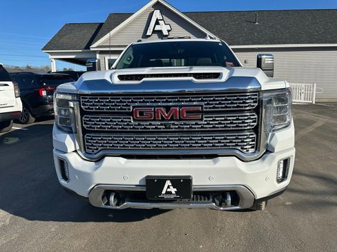 Used 2022 GMC Sierra 3500 Denali w/ Denali Ultimate Package image 2