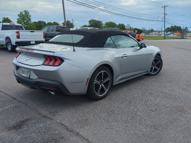 Used 2024 Ford Mustang Premium RWD image 33