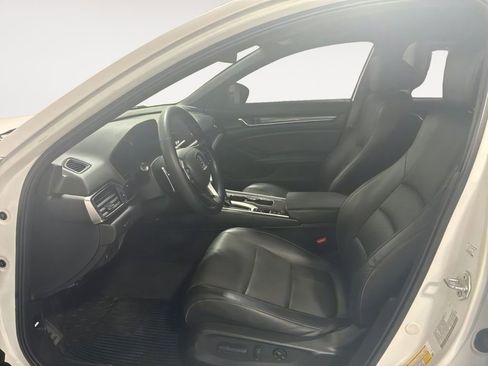 Used 2022 Honda Accord Sport image 9