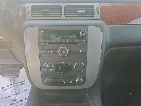 Used 2012 GMC Yukon SLT w/ Regional Value Package image 12