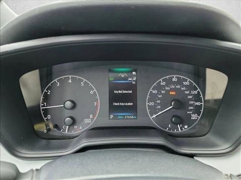 Used 2024 Toyota Corolla SE image 18