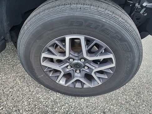 Used 2024 Jeep Wrangler Sahara image 4