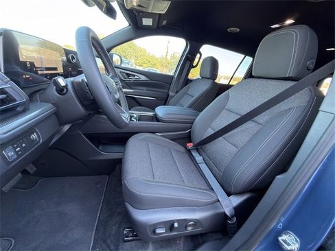 New 2026 Chevrolet Traverse LT image 18