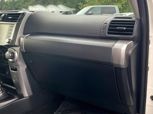 Used 2024 Toyota 4Runner SR5 image 16