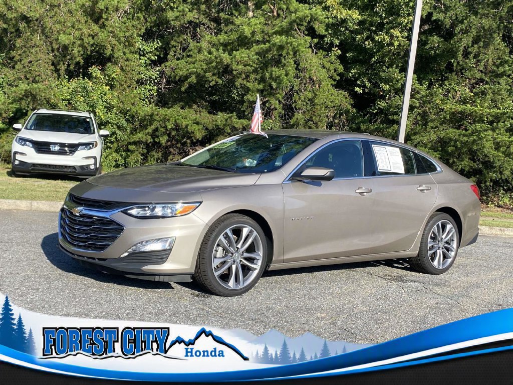 Used 2024 Chevrolet Malibu LT FWD image 1