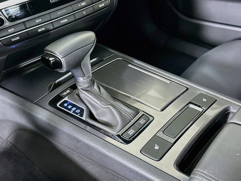 Used 2019 Genesis G80 3.8 RWD image 25