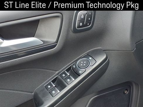 Used 2024 Ford Escape ST-Line Elite w/ Premium Technology Package image 17